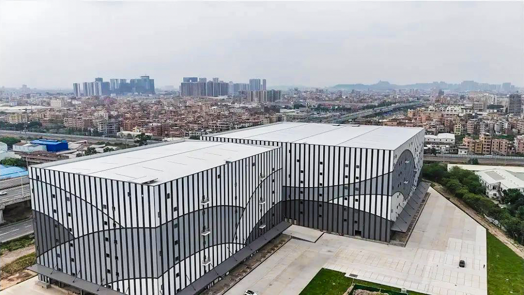 破纪录！瓦力游戏26台电梯高效交付，赋能大湾区智慧仓储项目